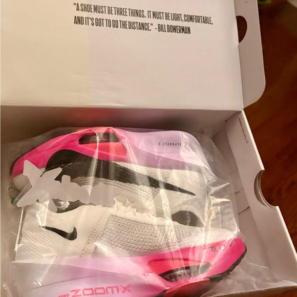 Nike Alphafly 3 - size 7.5. Newest version of carbon-plated racing super shoe! - Picture 4 of 5